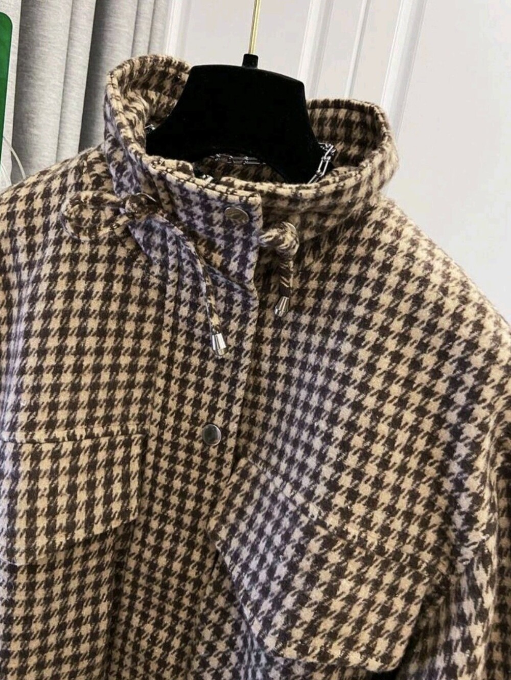 Women's Short Houndstooth Print Woven Jacket, Stand Collar Long Sleeve Zip Up - Picture 5 of 5